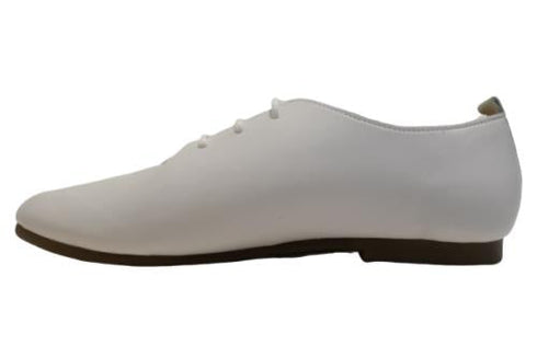 【かぼちゃの馬車CA-15 ホワイト】ころんと靴紐シューズ