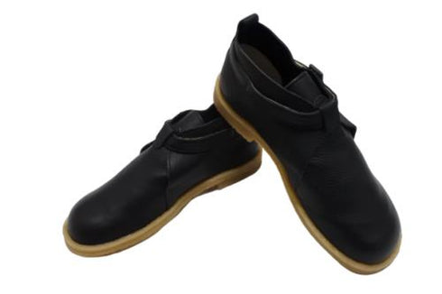 【かぼちゃの馬車 CA220 ブラック】くたっとやわらか本革ベルトストラップシューズ