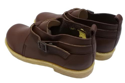 【かぼちゃの馬車 CA220 ブラウン】くたっとやわらか本革ベルトストラップシューズ