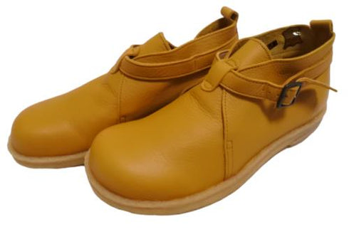 【かぼちゃの馬車 CA220 キャメル】くたっとやわらか本革ベルトストラップシューズ