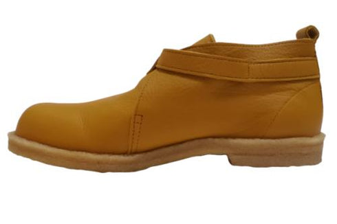 【かぼちゃの馬車 CA220 キャメル】くたっとやわらか本革ベルトストラップシューズ