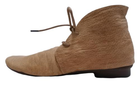 【かぼちゃの馬車 CA26 ベージュ】足にフィット 柔らかな本革靴