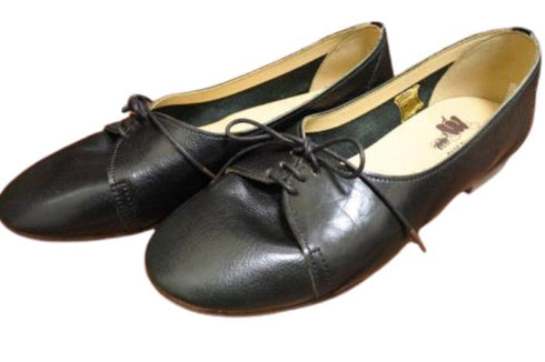 【かぼちゃの馬車 CA-53 ブラック】大人かわいい本革カジュアルフラットシューズ