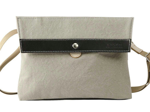 【豊岡鞄 エンドー鞄 EN1151 グレージュ】嘉玄 懐-KAI- サコッシュカブセ