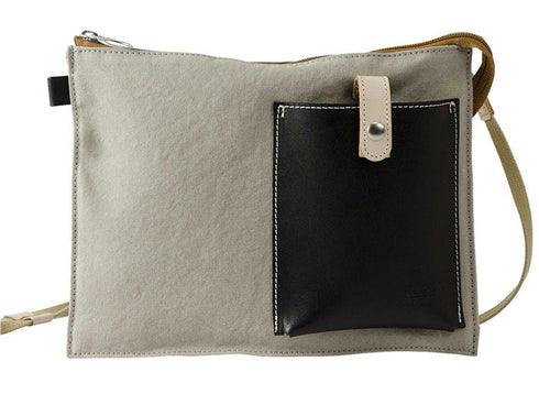 【豊岡鞄 エンドー鞄 EN1152 グレージュ】嘉玄 懐-KAI- サコッシュ横