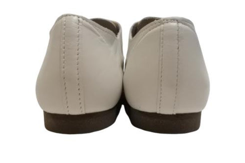 【momo MO-4 ホワイト】スニーカー風靴紐なし柔らか本革スリッポンシューズ