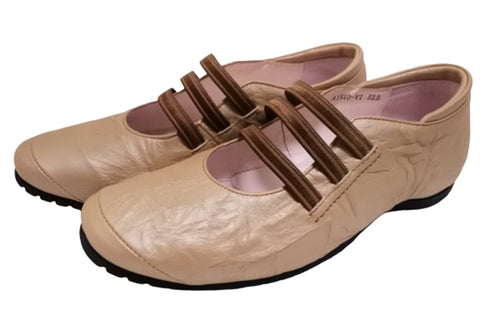 【…AShiOtO N1540 ライトベージュ】本革超軽量ゴムストラップシューズ