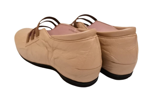 【…AShiOtO N1540 ライトベージュ】本革超軽量ゴムストラップシューズ