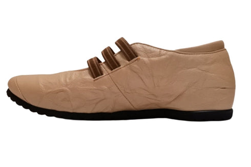 【…AShiOtO N1540 ライトベージュ】本革超軽量ゴムストラップシューズ