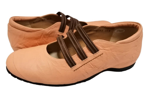 【…AShiOtO N1540 ライトオレンジ】本革超軽量ゴムストラップシューズ