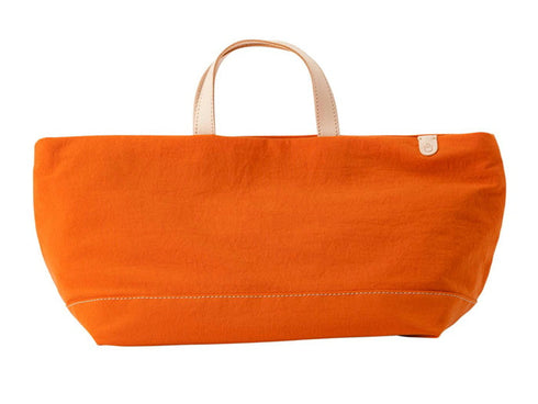 【豊岡鞄 アトリエヌウ NU28101 オレンジ】snap vegi(スナップベジ)ヨコトートバッグ
