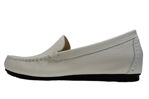 【PRETA flex P1101 ホワイト】本革レザープレーンモカシンシューズ