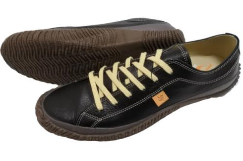 【SPINGLE SP110 ブラック】カンガルーレザー×巻き上げソールスニーカー