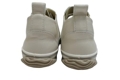 【SPINGLE SP442 アイボリー】カンガルー革ミドルカットサイドゴア