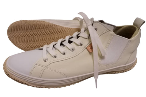 【SPINGLE SP442 シロ/クレープ】カンガルー革ミドルカットサイドゴア